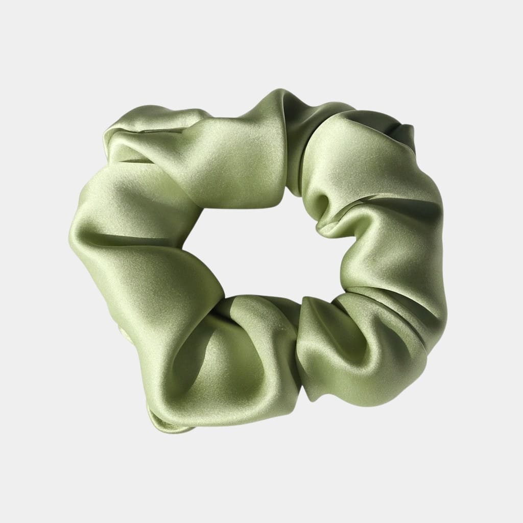 Chouchou en soie vert avocat